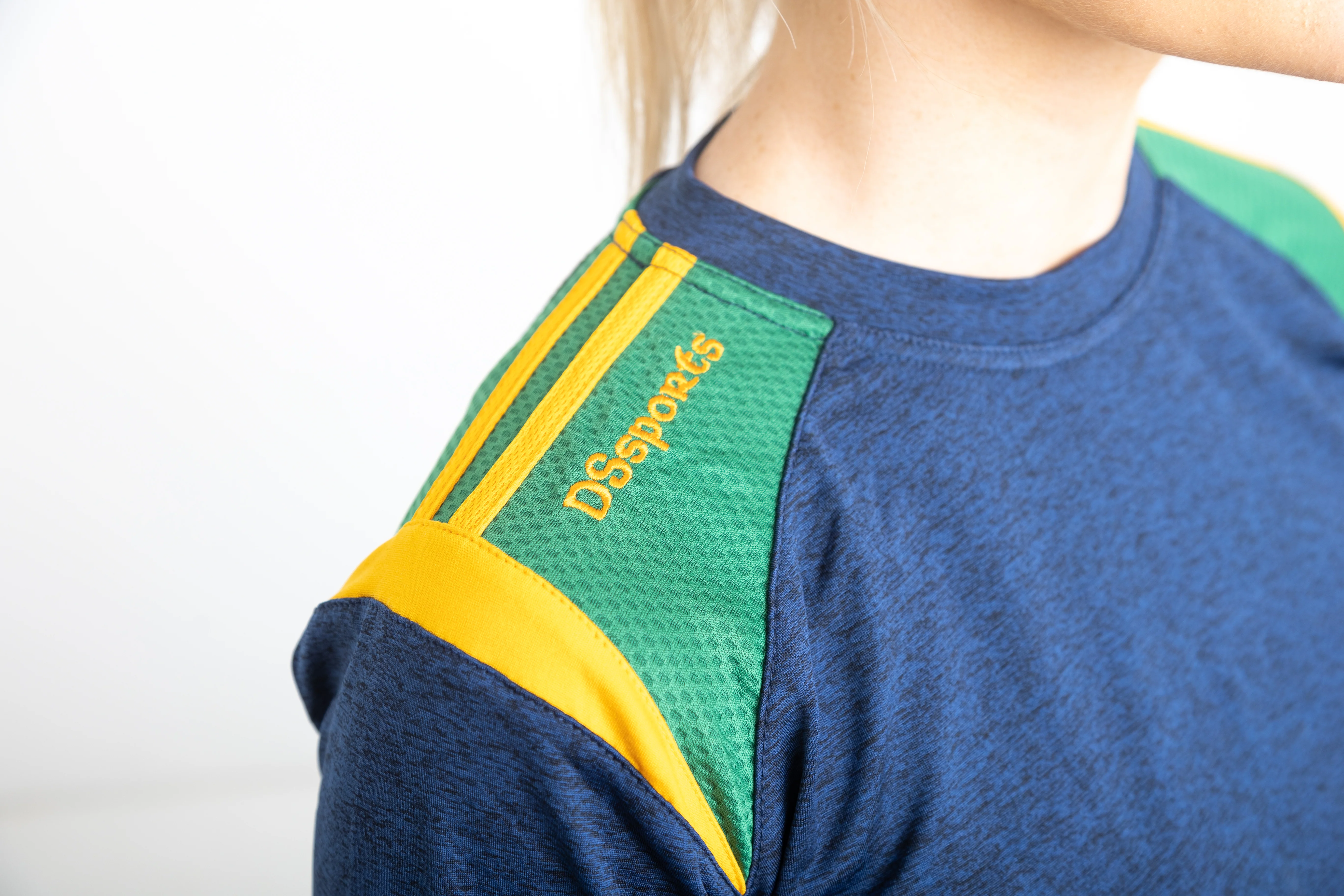 Strike Crew Neck - Navy / Green / Amber - Image 3